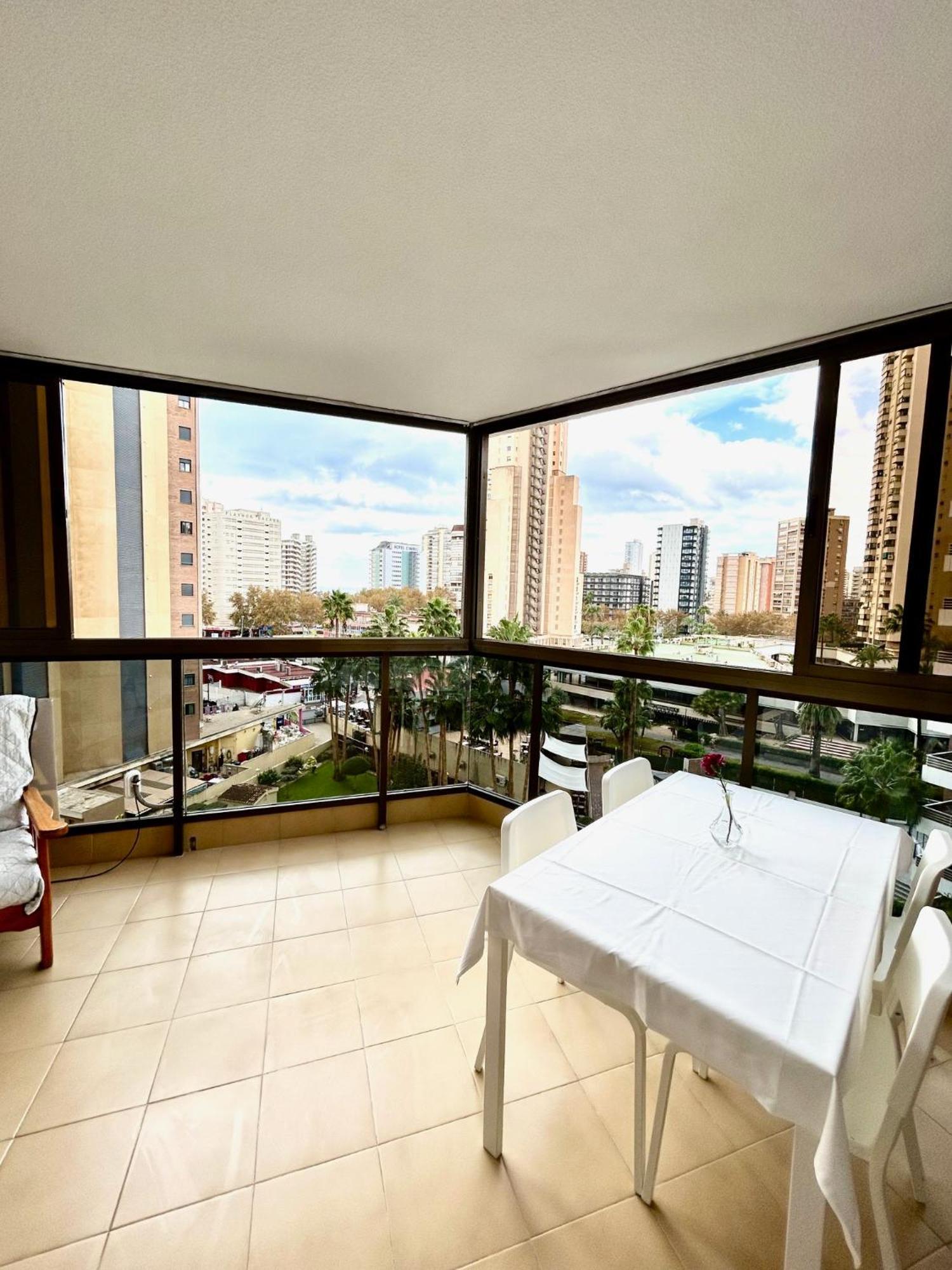 Torpa - Aloturin Benidorm Daire Dış mekan fotoğraf